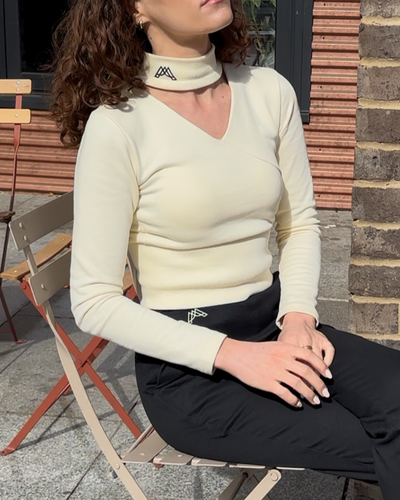 KNIGHTSBRIDGE CHOKER NECK / ROYAL MILK