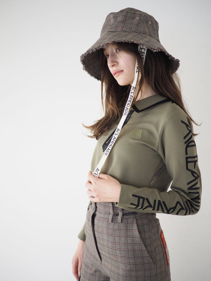 ACEANDRARE　ジップアップロゴポロ　カーキ 42nd St / ジップアップ ロゴ ポロ / KAHKI – ACEANDRARE