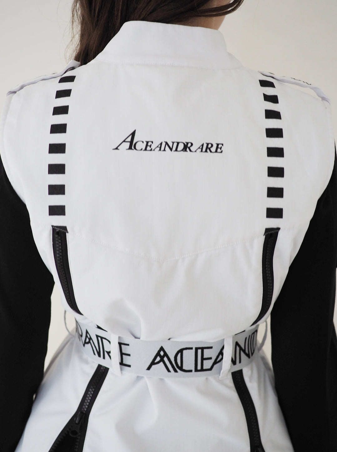 47th St / コンフィ ベスト – ACEANDRARE